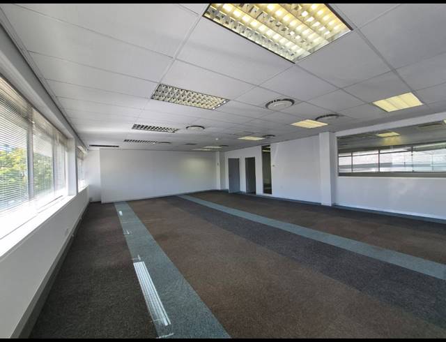 935M² OFFICE TO LET IN ILLOVO
